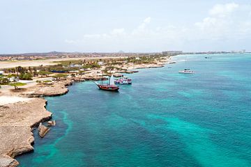 Luchtfoto van Aruba aan de westkust van Eye on You