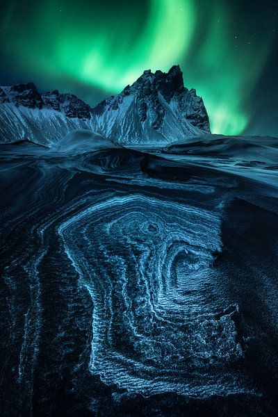 Akrtische Zeichen - Polarlichter über Stokksnes von Daniel Gastager