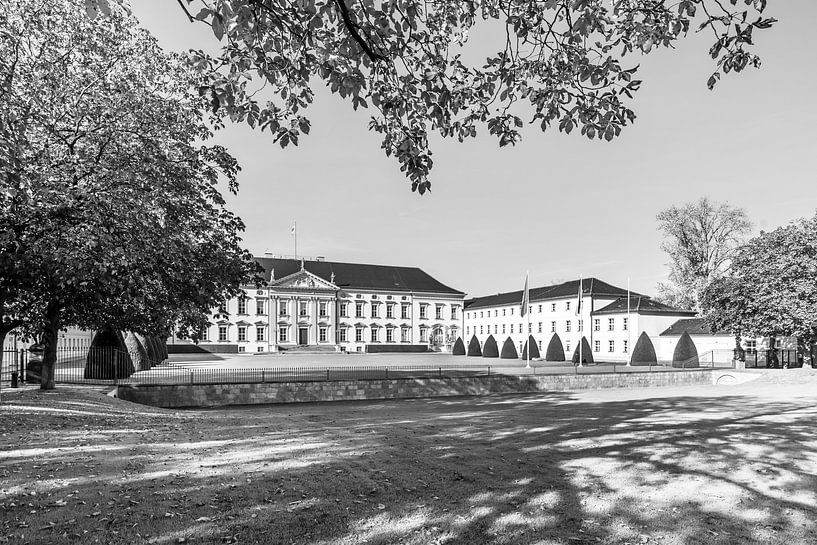 BERLIN Bellevue Palace in Autumn Splendor – black and white by Melanie Viola