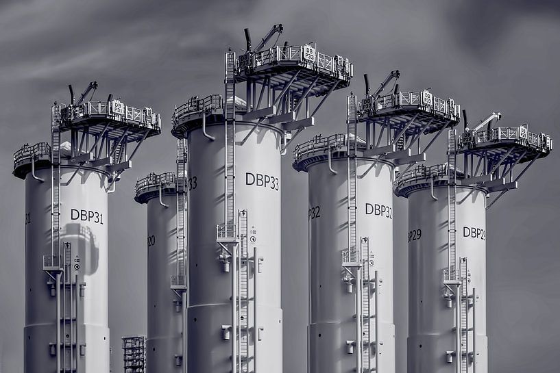 Wachters op Weg naar de Wind. van Robert Jan Smit