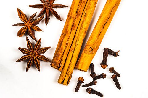 Eine Sammlung indonesischer Gewürze