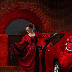 Rode jurk vs rode Alfa Romeo MiTo van RIGARDI Photography