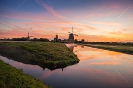 Zonsopgang in typisch Hollands landschap von Edwin Sonneveld