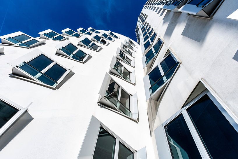 weisse Fassade von Dieter Walther