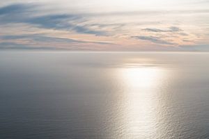 Quiet Atlantic Ocean from Table Mountain Africa sur Annemiek van Eeden