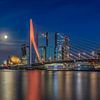 L'horizon de Rotterdam à la pleine lune sur Dennisart Fotografie