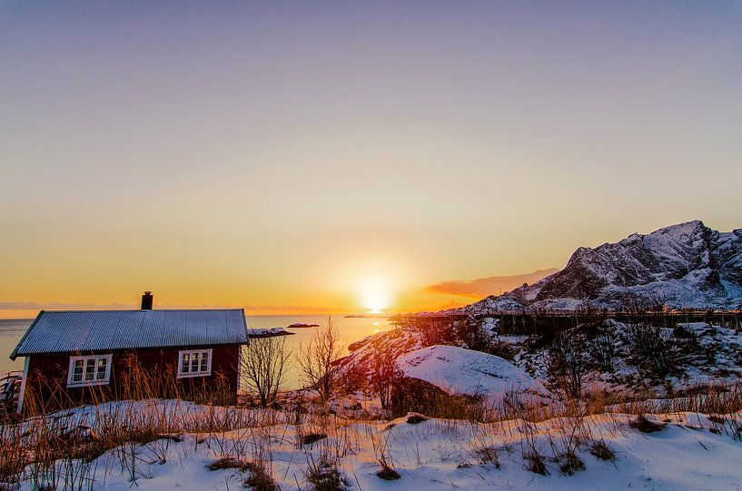 De eerste zonsopkomst na een lange poolwinter by Mitchell Routs