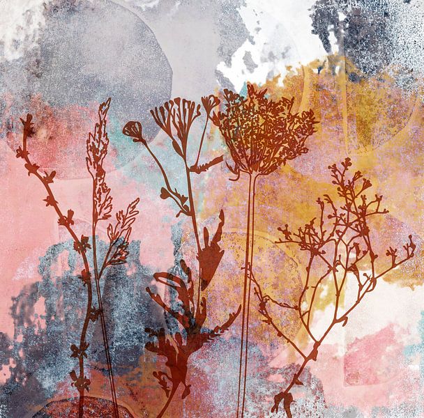 Blumen und Gräser abstrakte botanische Malerei in rosa, gelb, blau von Dina Dankers