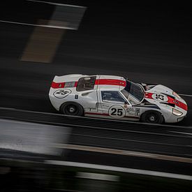 Ford GT40 fly by van The Wandering Piston