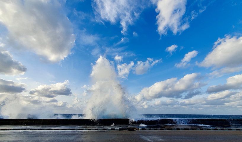 Stormy Atlantic in Havana, motif 2 by zam art