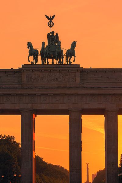 Zonsondergang bij de Brandenburger Tor van Henk Meijer Photography