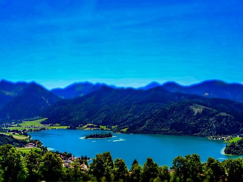 BAVARIA : UITZICHT OP DE BERGEN