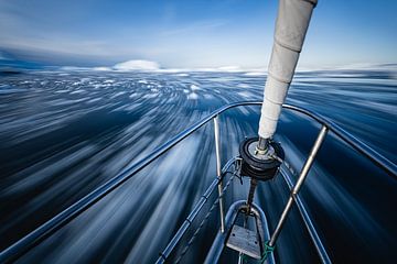 Sailing through the Ilulissat Icefjord in Disko Bay, Greenland by Martijn Smeets