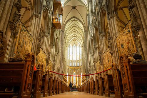 Prächtiger Innenraum des Kölner Doms, Deutschland