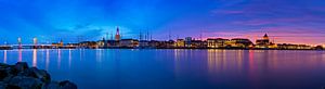 Panorama-Skyline von Kampen am Fluss während eines atemberaubenden Sonnenuntergangs 2