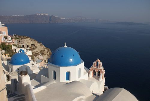 de blauwe daken van Santorini Griekenland