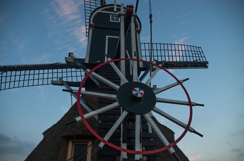 Windmill by Jasper Los