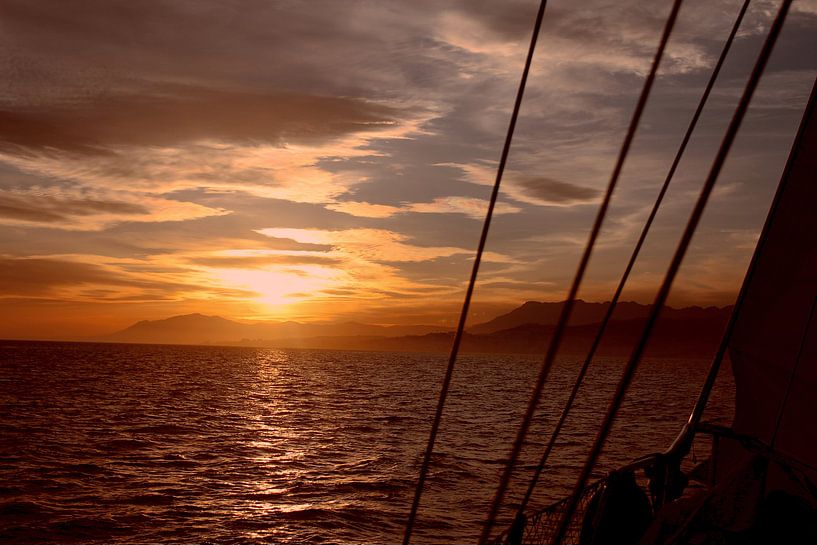 Zeilen bij zonsondergang von Jewel Morgan