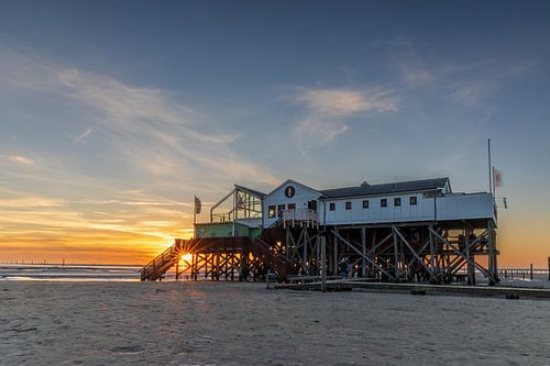 Zonsondergang op het Böhler-strand in St. Peter-Ording