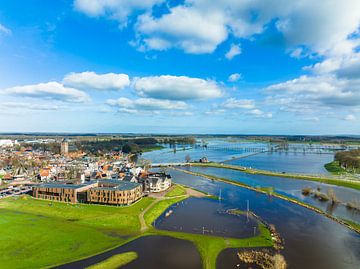 Hoogwater in de Vecht bij stuw Vilsteren