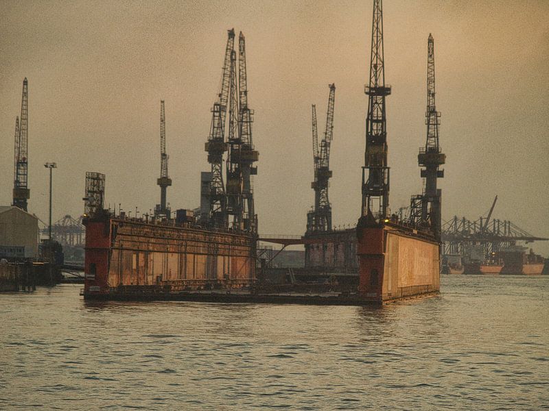 leere Schwimmdocks van Peter Morgenroth