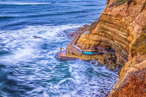 Descendre les marches avec nos planches de surf