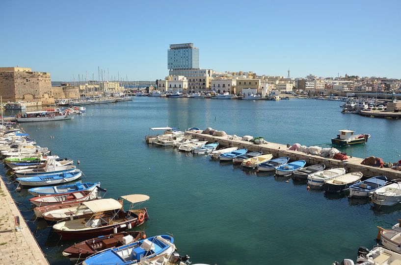 Le port de pêche de GalliPoli, dans le sud de l'Italie. par Floor Fotografie