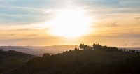 Toscaanse Zonsondergang van Guido Akster thumbnail