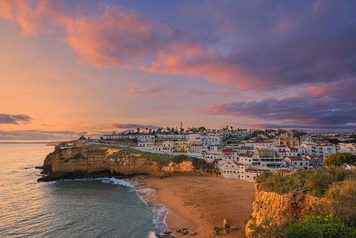 Coucher de soleil à Carvoeiro, au Portugal