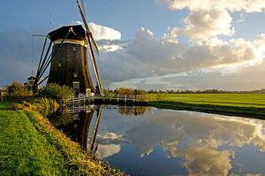 Molen bij zonsondergang