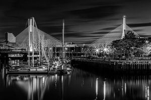 BOSTON Bunker Hill Bridge | Monochrom