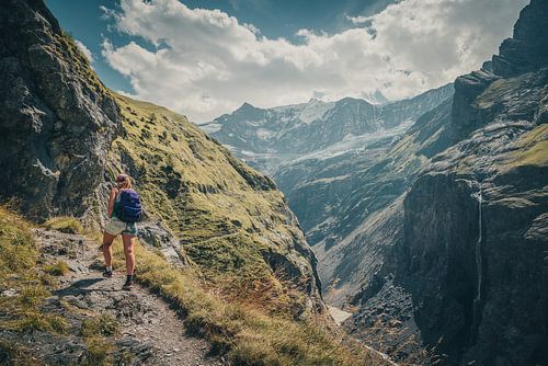 Hiking in the Swiss alps