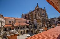 Tempeliers kasteel en kerk in Tomar, Portugal van Joost Adriaanse thumbnail