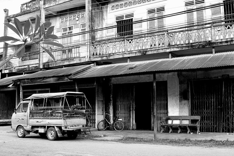 Tuktuk Laos van Inge Hogenbijl