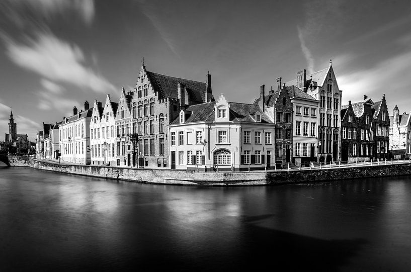 Bruges in black and white by Lisa Dumon