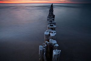 Ostsee Buhnen im Sonnenuntergang