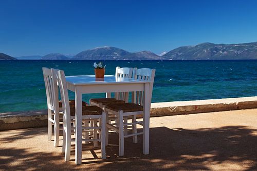 Terras in Sami Kefalonia met zicht op Ithaca