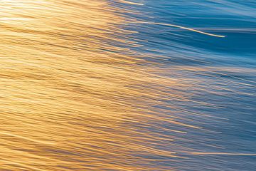 Spel van licht op het strand van Yanuschka | Fotografie Noordwijk