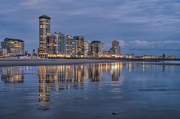 Vlissingen op het blauwe uur - Mooi Zeeland van Rolf Schnepp