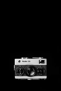 Rollei 35, small scale focus camera