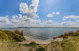 Natuurlijk strand bij Glutzow aan de Strelasund, eiland Rügen van GH Foto & Artdesign