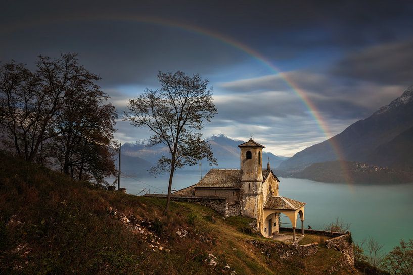 Santa Eufemia rainbow van Wojciech Kruczynski