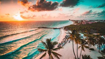 Sonnenuntergang am Strand von Mustafa Kurnaz