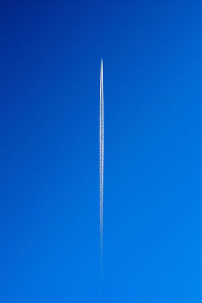 Plane by Vincent Vagevuur