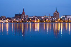 View over the river Warnow to Rostock sur Rico Ködder