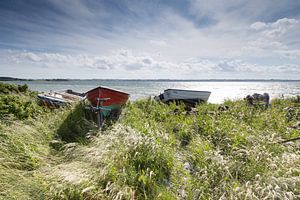 Boote am Strand von Aerö van Matthias Nolde