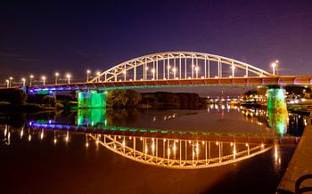 John Frost Brug bij nacht