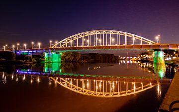 John-Frost-Brücke bei Nacht von Vincent Bottema