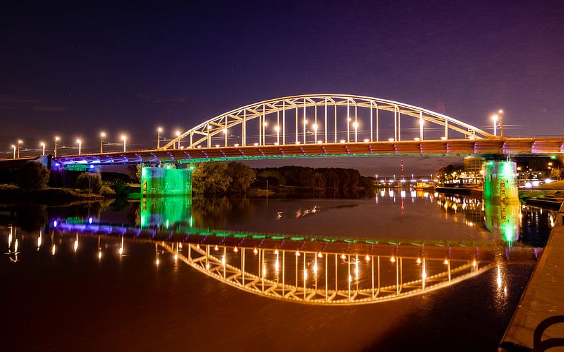 John Frost Bridge at night by Vincent Bottema