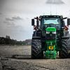 Stoere groene tractor van Patrick Verhoef